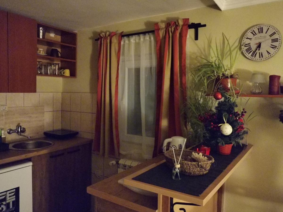 Natura Apartment Belgrad Exteriör bild