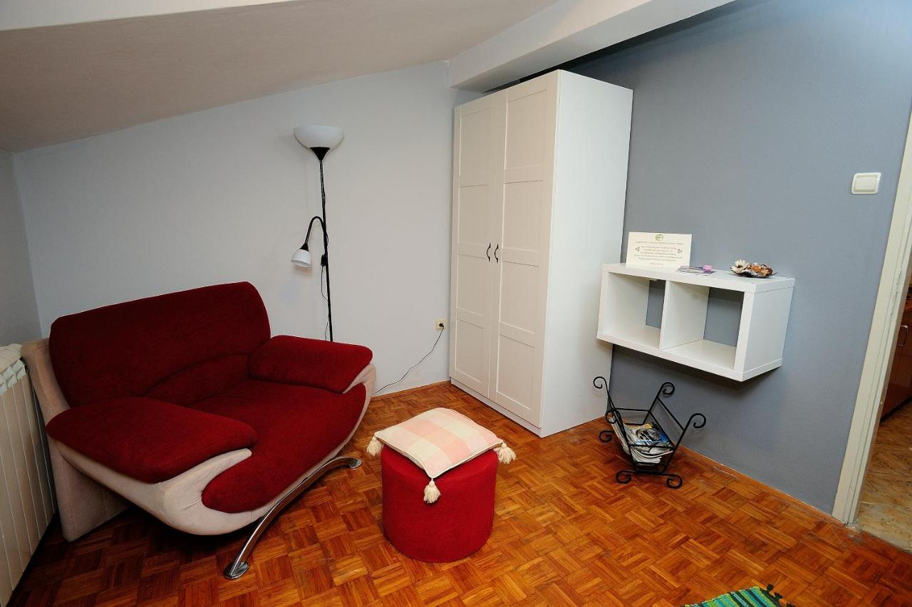 Natura Apartment Belgrad Exteriör bild
